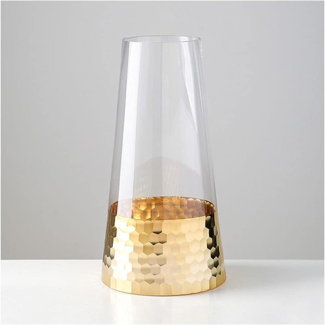 "Luxury Glass Vase with Hammered Golden Copper Base – Elegant Home Décor"